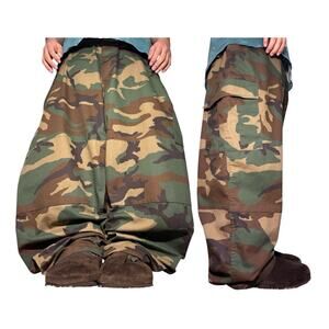 Y2k Camo Army BAGGY Mens jeans Size 54x31 skater Wide Leg